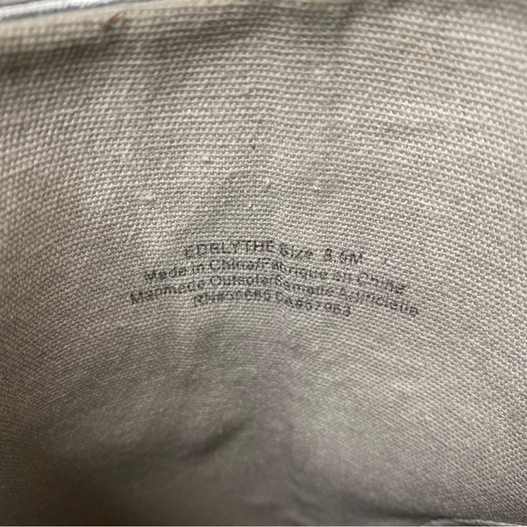 Open Edit Blythe Silver Pointy Toe Heeled Bootie 8 1/2 M - Picture 12 of 15